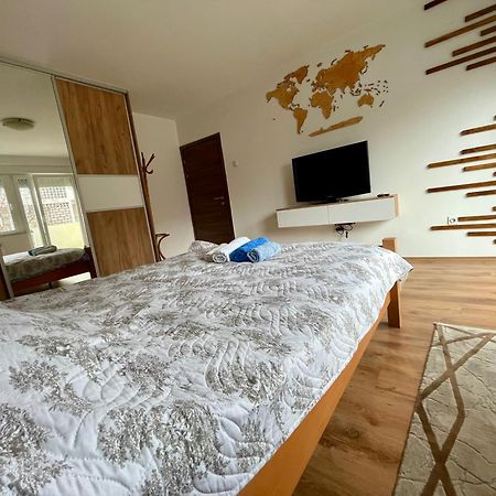 Luxury City Center Apartment Skopje Exterior foto